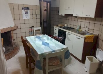 Cucina - Casa indipendente Sessa Aurunca - foto 2