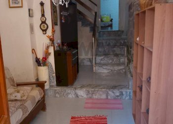 Hall / corridoio - Casa indipendente Sessa Aurunca - foto 3