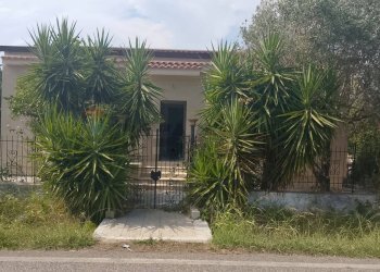 Casa all\'aperto - Casa indipendente via avezzano, Sessa Aurunca - foto 1