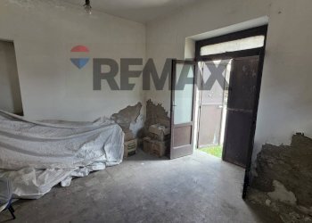 Soggiorno - Non-buildable land via francesco baracca
 
21, Santi Cosma e Damiano - photo 2