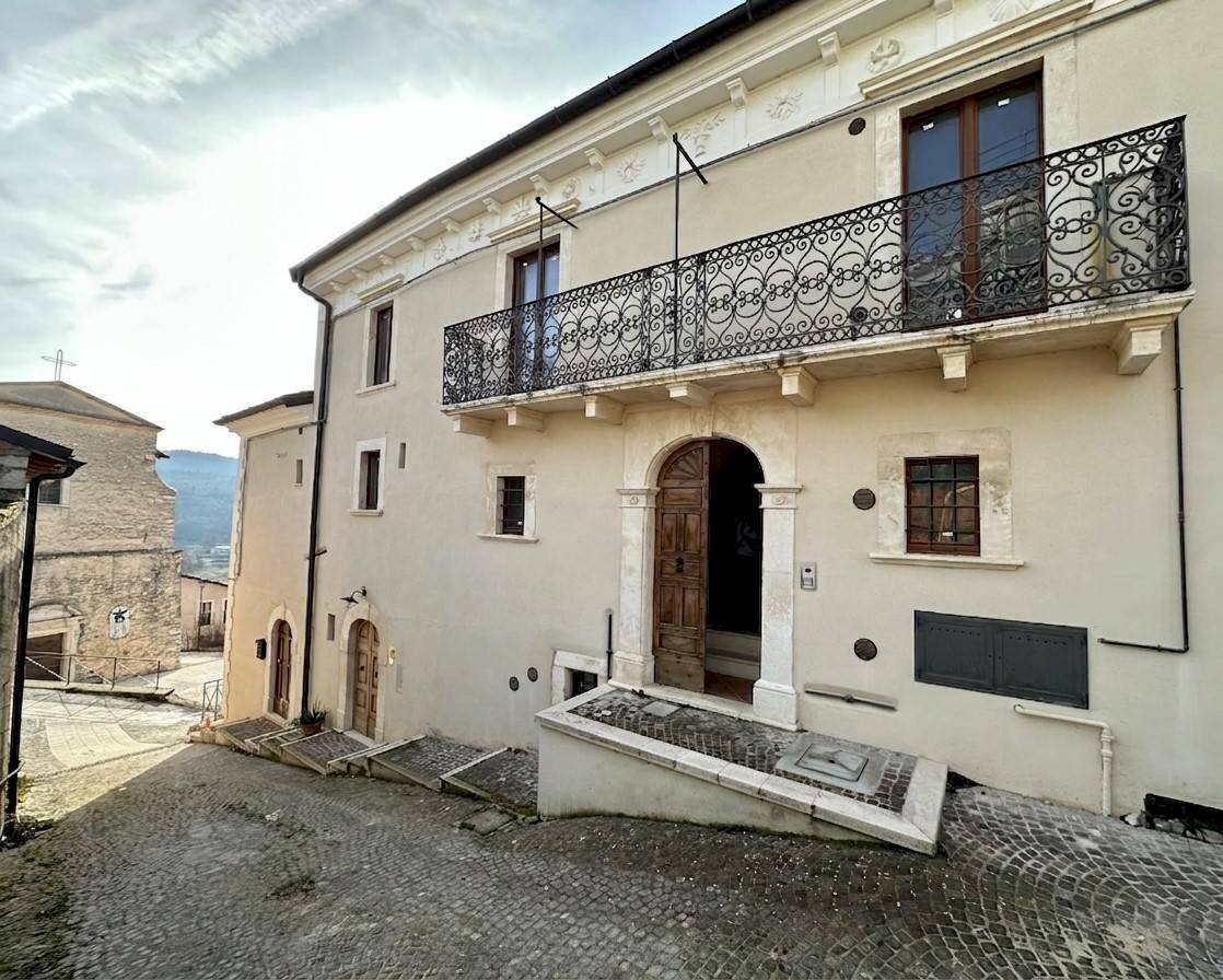 Foto 1 - Trilocale Via xx Settembre
 
44, Prata d'Ansidonia - foto 1