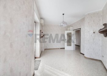 Stanza vuota - Trilocale Via Garibaldi
 
97, Cinisello Balsamo - foto 11