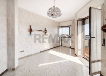 Stanza vuota - Trilocale Via Garibaldi
 
97, Cinisello Balsamo - foto 36