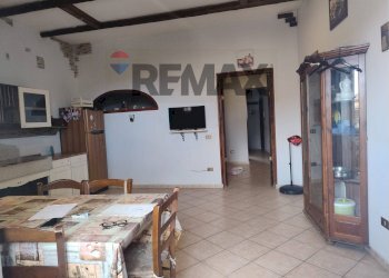 Sala da pranzo - Trilocale Via Nazionale
 
209, Carini - foto 8