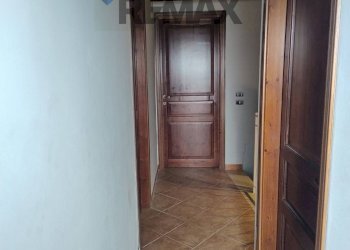 Hall / corridoio - Trilocale Via Nazionale
 
209, Carini - foto 13