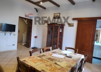 Sala da pranzo - Trilocale Via Nazionale
 
209, Carini - foto 46