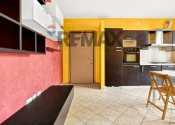 Cucina - Bilocale Via Parini
 
8, Gerenzano - foto 2