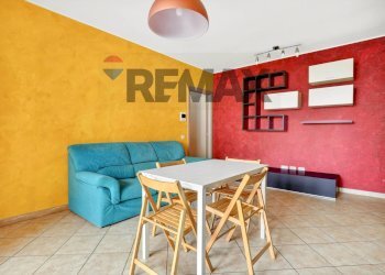 Sala da pranzo - Bilocale Via Parini
 
8, Gerenzano - foto 3