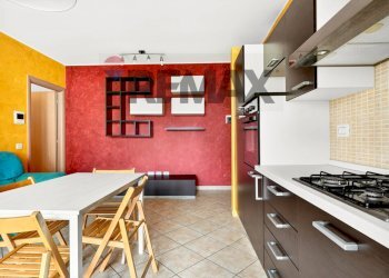 Cucina - Bilocale Via Parini
 
8, Gerenzano - foto 4