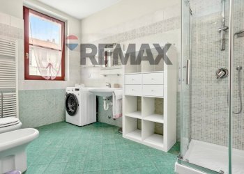 Bagno - Bilocale Via Parini
 
8, Gerenzano - foto 11