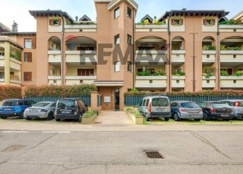 Edificio all\'aperto - Bilocale Via Parini
 
8, Gerenzano - foto 20