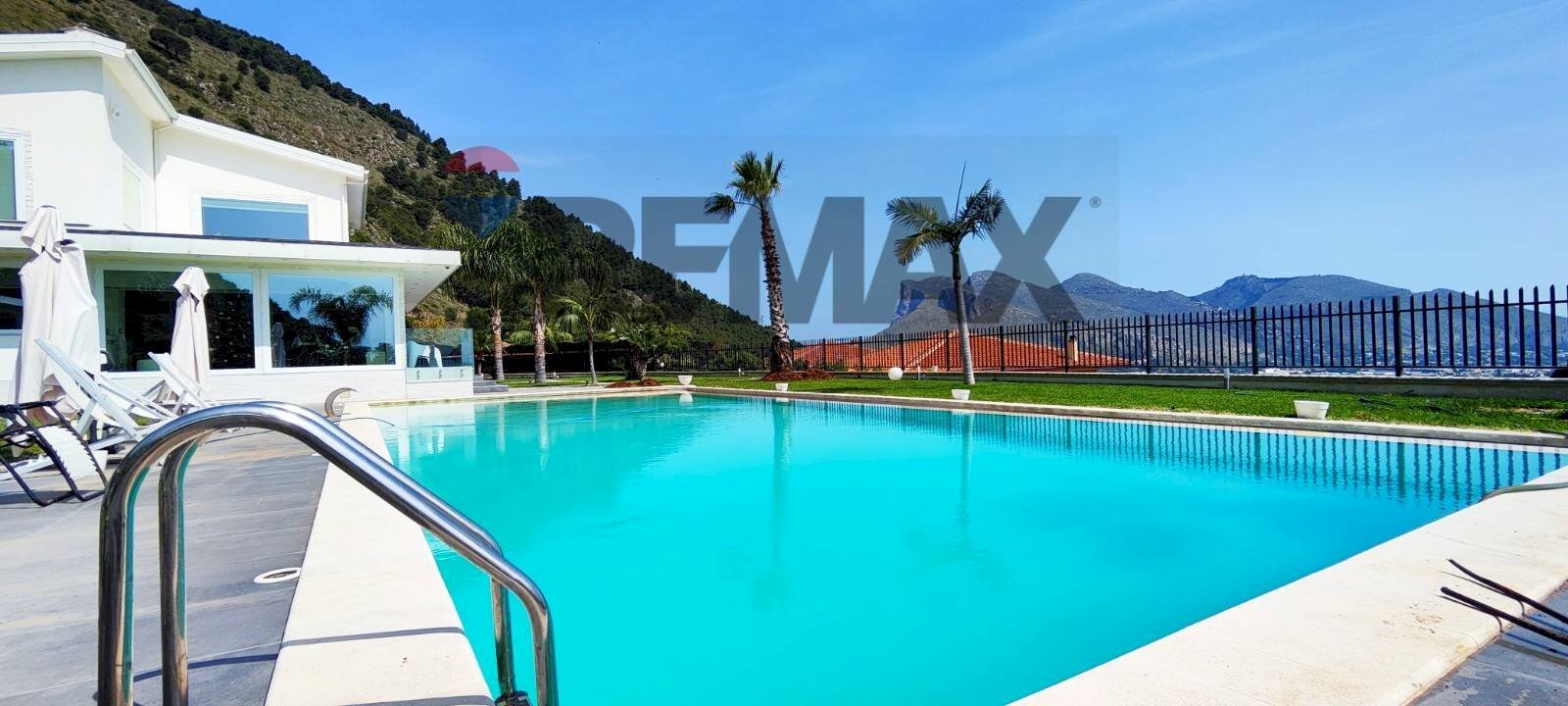 Piscina - Villa Palermo - foto 2