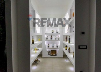 Hall / corridoio - Villa Palermo - foto 14