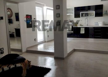 Soggiorno - Villa Palermo - foto 32