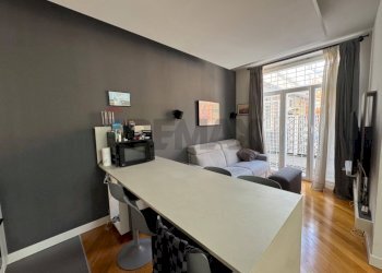 Sala da pranzo - Two-room apartment VIA CONTE DI CARMAGNOLA
 
49, Roma - photo 4