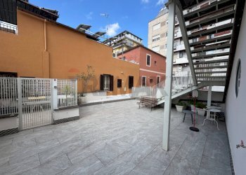 Terrazza - Two-room apartment VIA CONTE DI CARMAGNOLA
 
49, Roma - photo 17