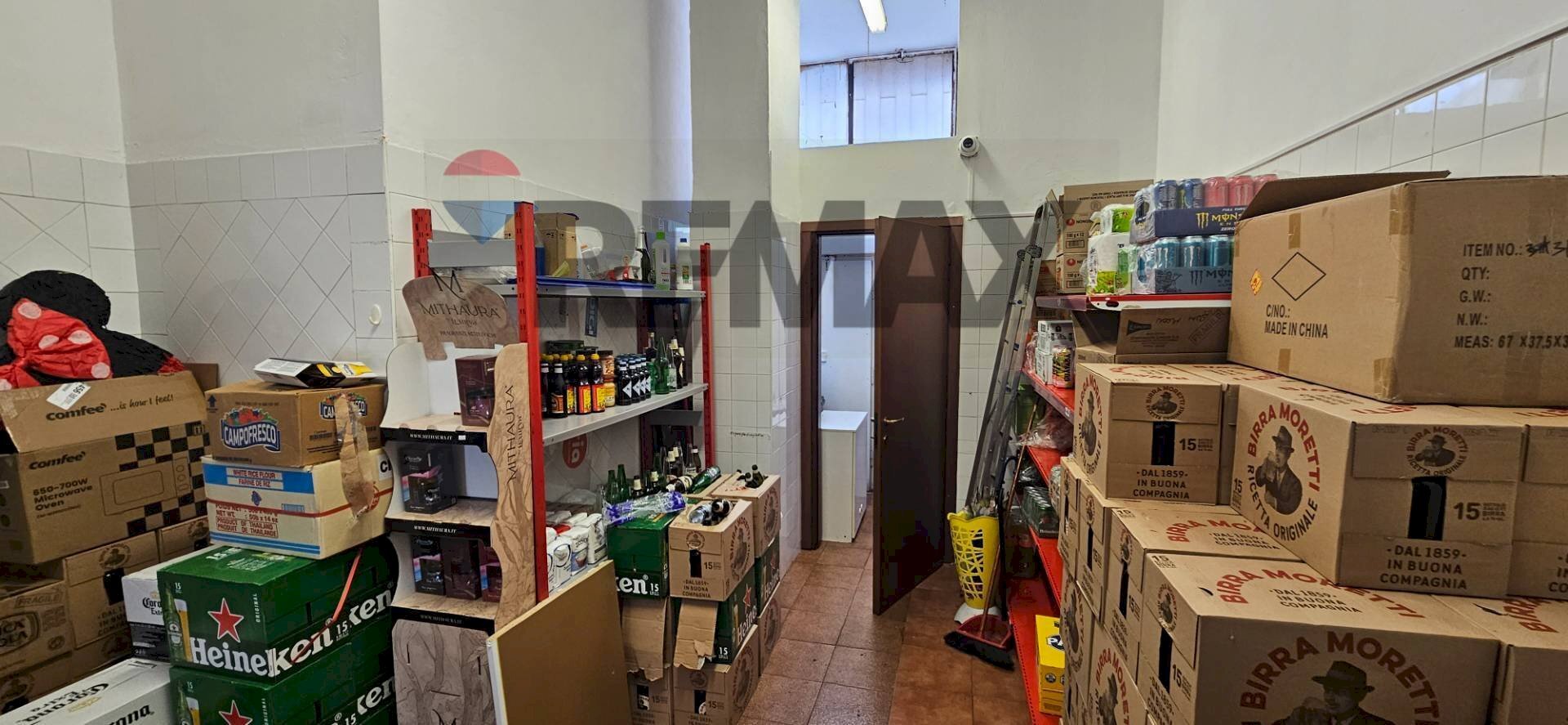 Dispensa di stoccaggio - Commercial Activity VIA SANREMO
8, San Giuliano Milanese - photo 3