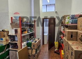 Dispensa di stoccaggio - Commercial Activity VIA SANREMO
8, San Giuliano Milanese - photo 3