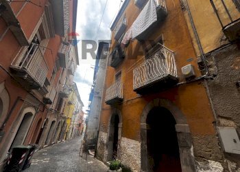 Edificio all\'aperto - Quadrilocale via Sant'Antonio Abate
 
45, Campobasso - foto 24