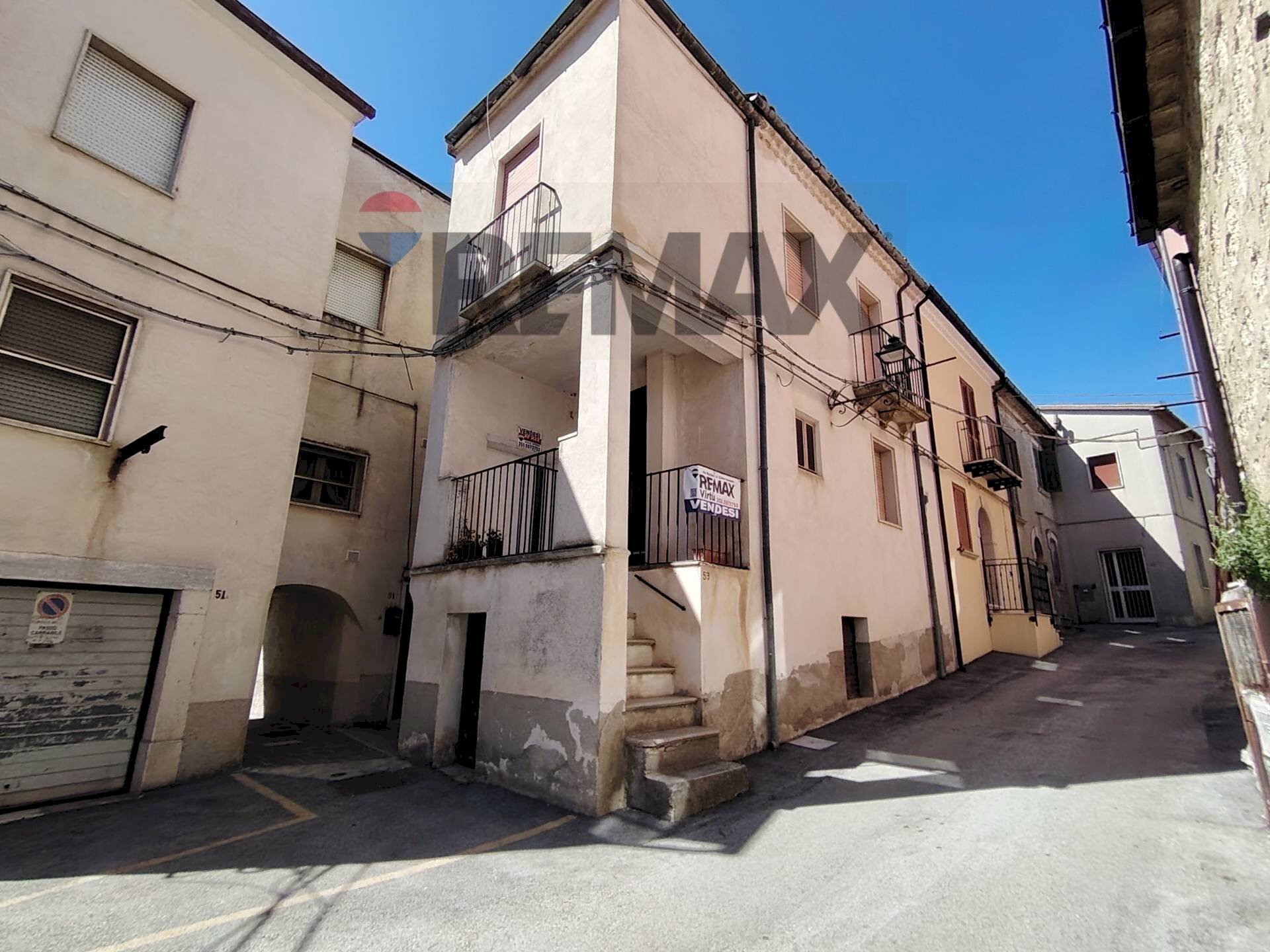 Edificio all\'aperto - Semi-detached house Via Umberto I
 
125-129, Torella del Sannio - photo 2