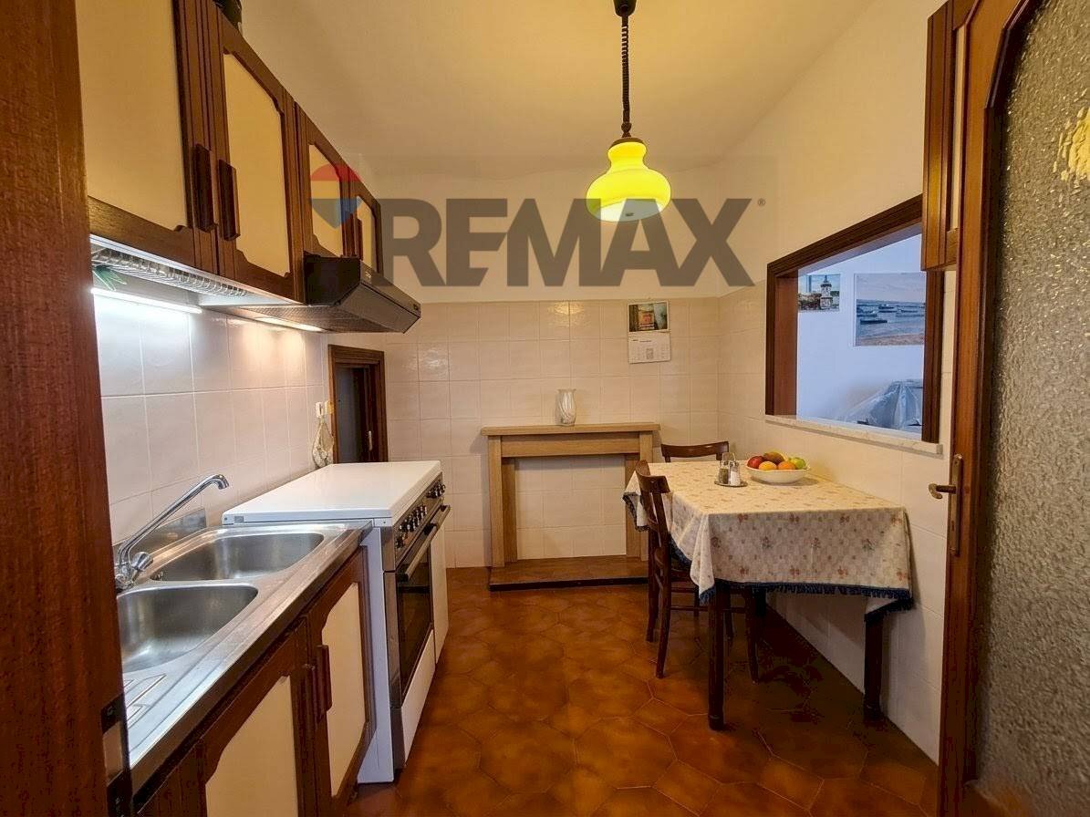 Cucina - Semi-detached house Via Umberto I
 
125-129, Torella del Sannio - photo 1