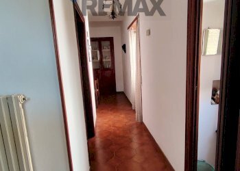 Hall / corridoio - Semi-detached house Via Umberto I
 
125-129, Torella del Sannio - photo 11