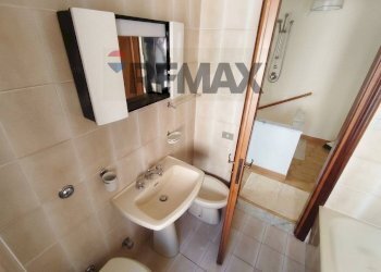 Bagno - Semi-detached house Via Umberto I
 
125-129, Torella del Sannio - photo 25