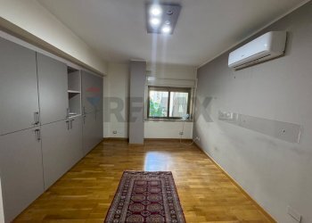 Stanza vuota - Ufficio Via Volturno
 
31, Palermo - foto 10