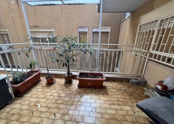 Balcone - Ufficio Via Volturno
 
31, Palermo - foto 16