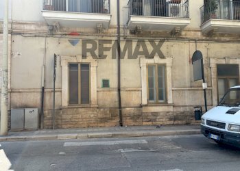 Edificio all\'aperto - Commercial Activity Bitonto
 
95, Giovinazzo - photo 7