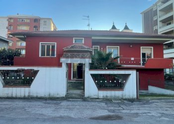 Casa all\'aperto - Villa Montesilvano - foto 1