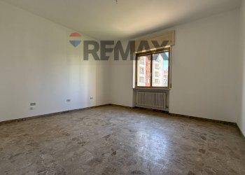Stanza vuota - Villa Via Martiri di Via Fani
 
7, Montesilvano - foto 15