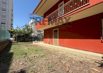 Casa all\'aperto - Villa Via Martiri di Via Fani
 
7, Montesilvano - foto 38