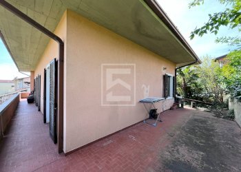 Foto 3 - Villa Via valle
 
42, Puegnago sul Garda - foto 3