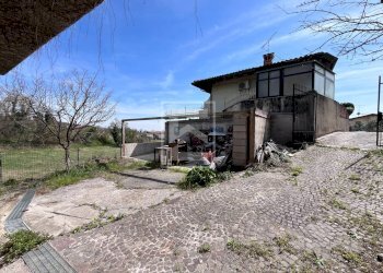 Foto 42 - Villa Via valle
 
42, Puegnago sul Garda - foto 42