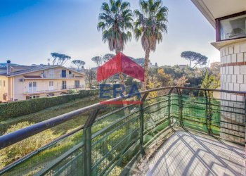 Terrazzo - Trilocale Via Ezio d'Errico
 
45, Roma - foto 2
