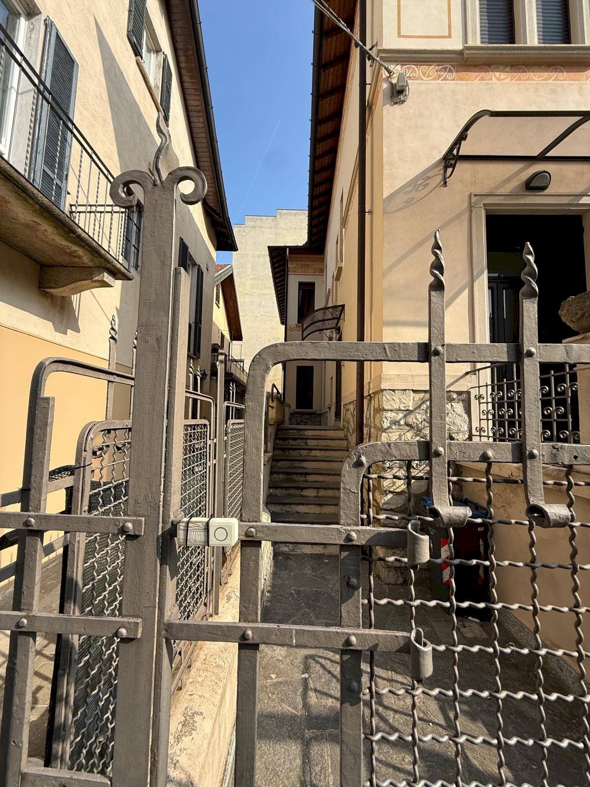 Foto 1 - Office Via Donizetti
 
17, Varese - photo 1