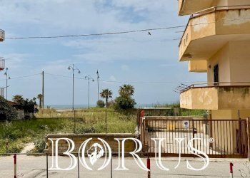 Foto 1 - Trilocale Via Domiziana
 
437, Mondragone - foto 1