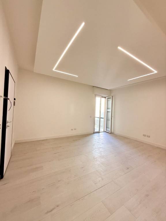 Salone - Two-room apartment via Gian Battista Cipani, Brescia - photo 1