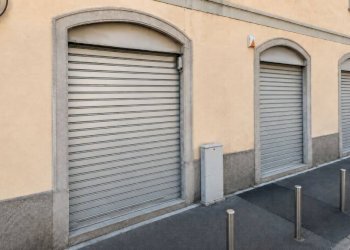 Ingresso - Negozio via Ortica, Milano (zona Ortica) - foto 1