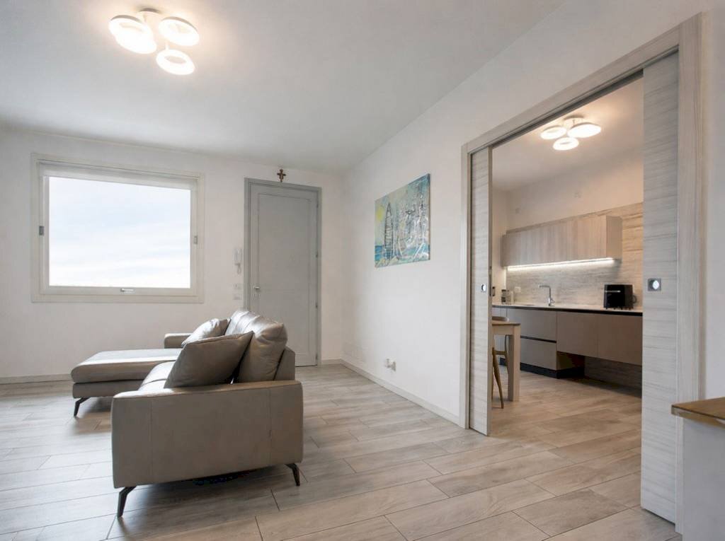 Salone - Trilocale via del Molino, Carobbio degli Angeli - foto 3