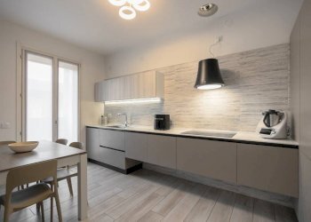 Cucina - Trilocale via del Molino, Carobbio degli Angeli - foto 6