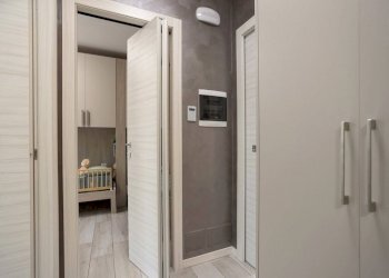 Disimpegno - Trilocale via del Molino, Carobbio degli Angeli - foto 9