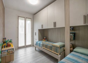 Camera da letto - Trilocale via del Molino, Carobbio degli Angeli - foto 14