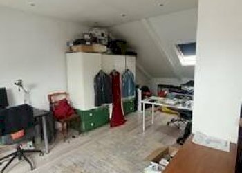 Stanza arredata - Trilocale via Valdieri, 17, Torino (zona Cenisia) - foto 13