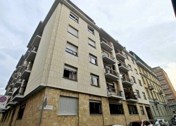 Facciata - Trilocale via Gaspare Gozzi, 5, Torino (zona Centro) - foto 9