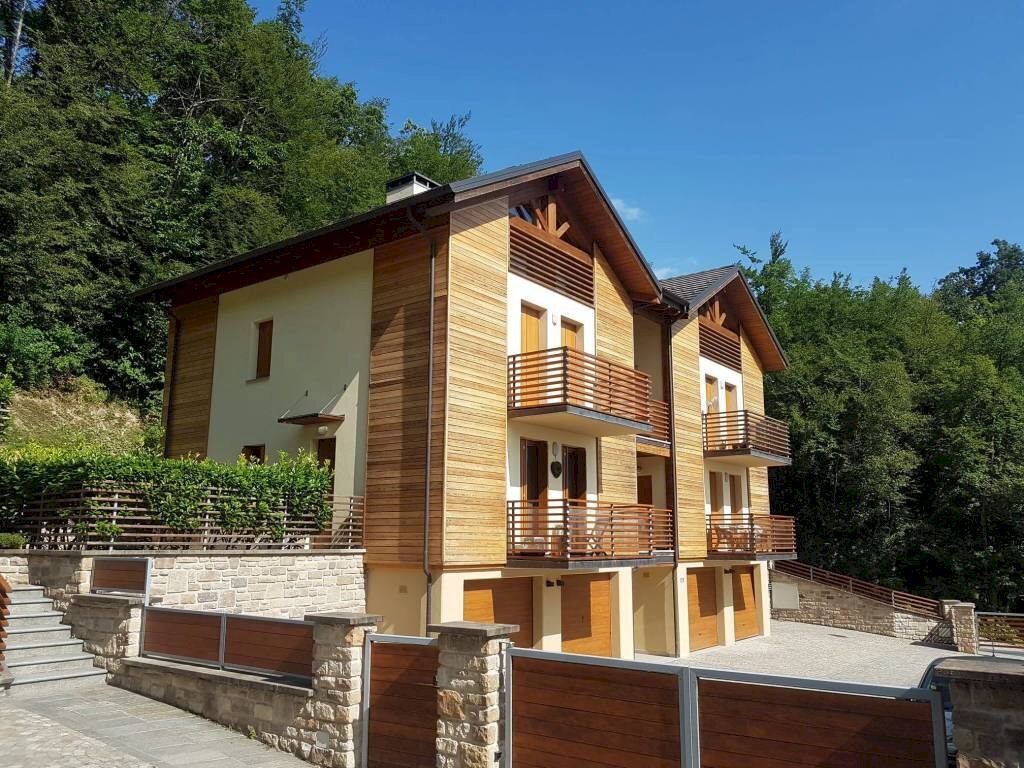 Facciata - Quadrilocale via Monte Rondinara, Sestola - foto 1