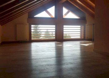 Stanza non arredata - Four-room apartment via Monte Rondinara, Sestola - photo 8
