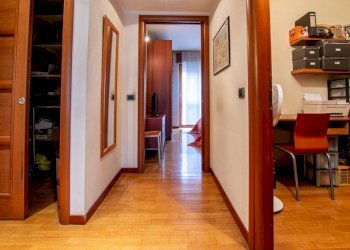 Corridoio - Trilocale via Negroli, 24, Milano - foto 13
