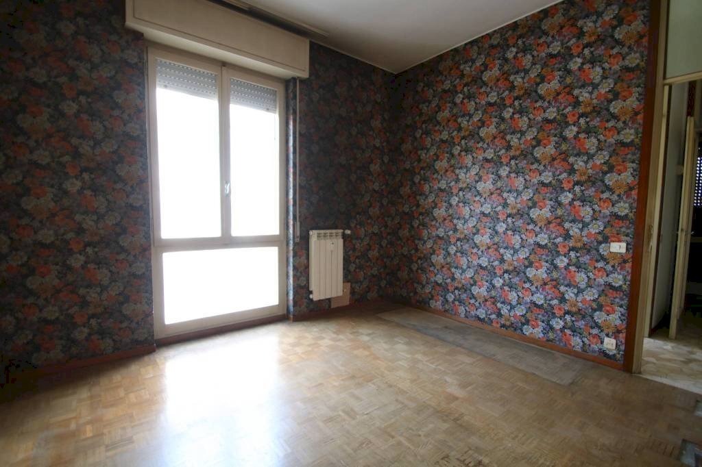 Camera da letto - Bilocale via Enrico Toti, Bergamo - foto 3